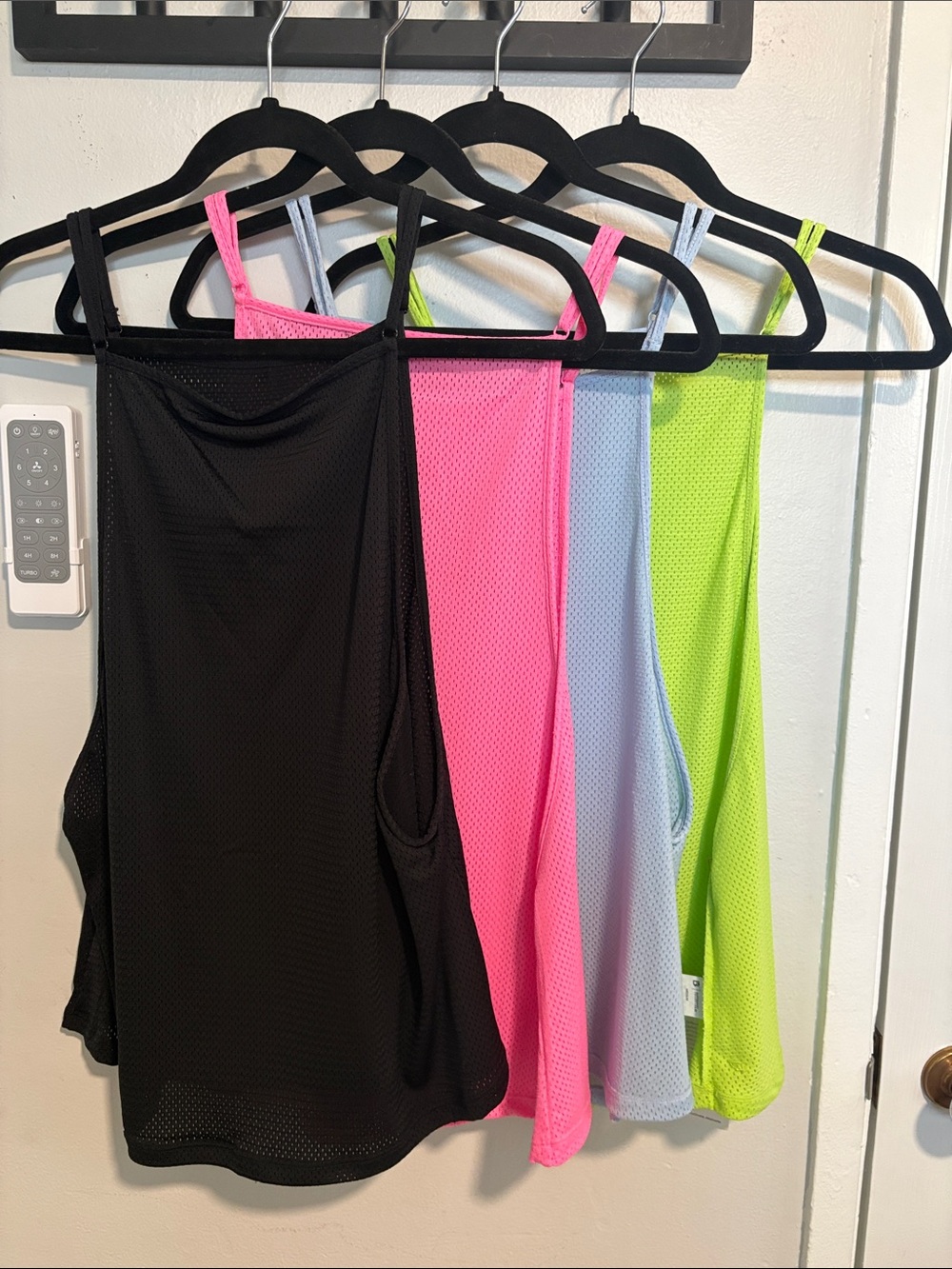 Buffbunny Bundle of 4 Breathable Tank Tops Size Medium
